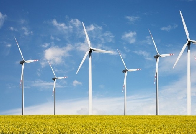 Wind-turbines-e1358855575551-664x456.jpg